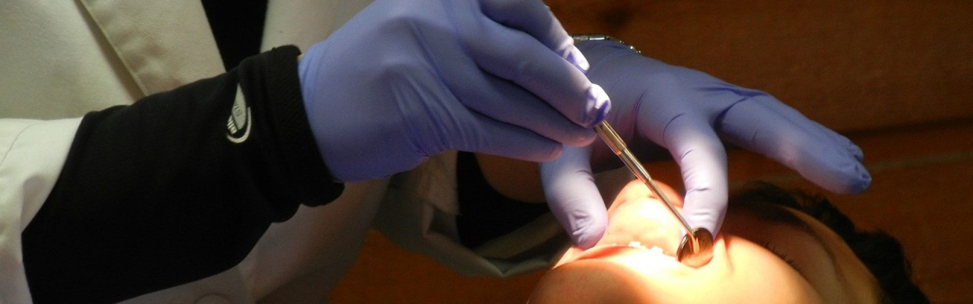 Suivre une formation pour devenir orthodontiste