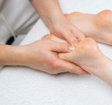 Voyage au cœur de la réflexologie : détente et équilibre au naturel