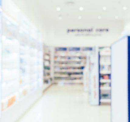 Pharmacie en ligne ou physique : que faut-il choisir pour vos besoins de santé ?