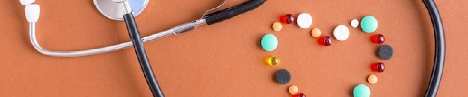 Complémentaire santé individuelle vs collective : quelle option privilégier ?