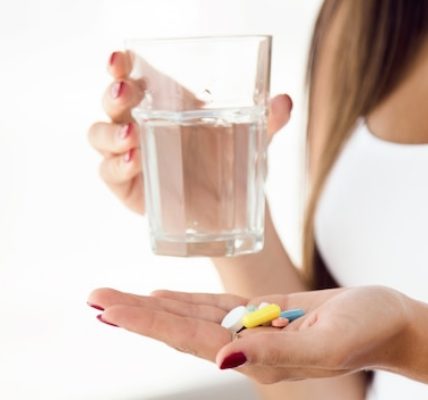 Les meilleurs compléments alimentaires pour femmes : comment choisir en fonction de vos besoins ?