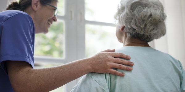 Quels soins sont proposés en EHPAD à Marseille ?